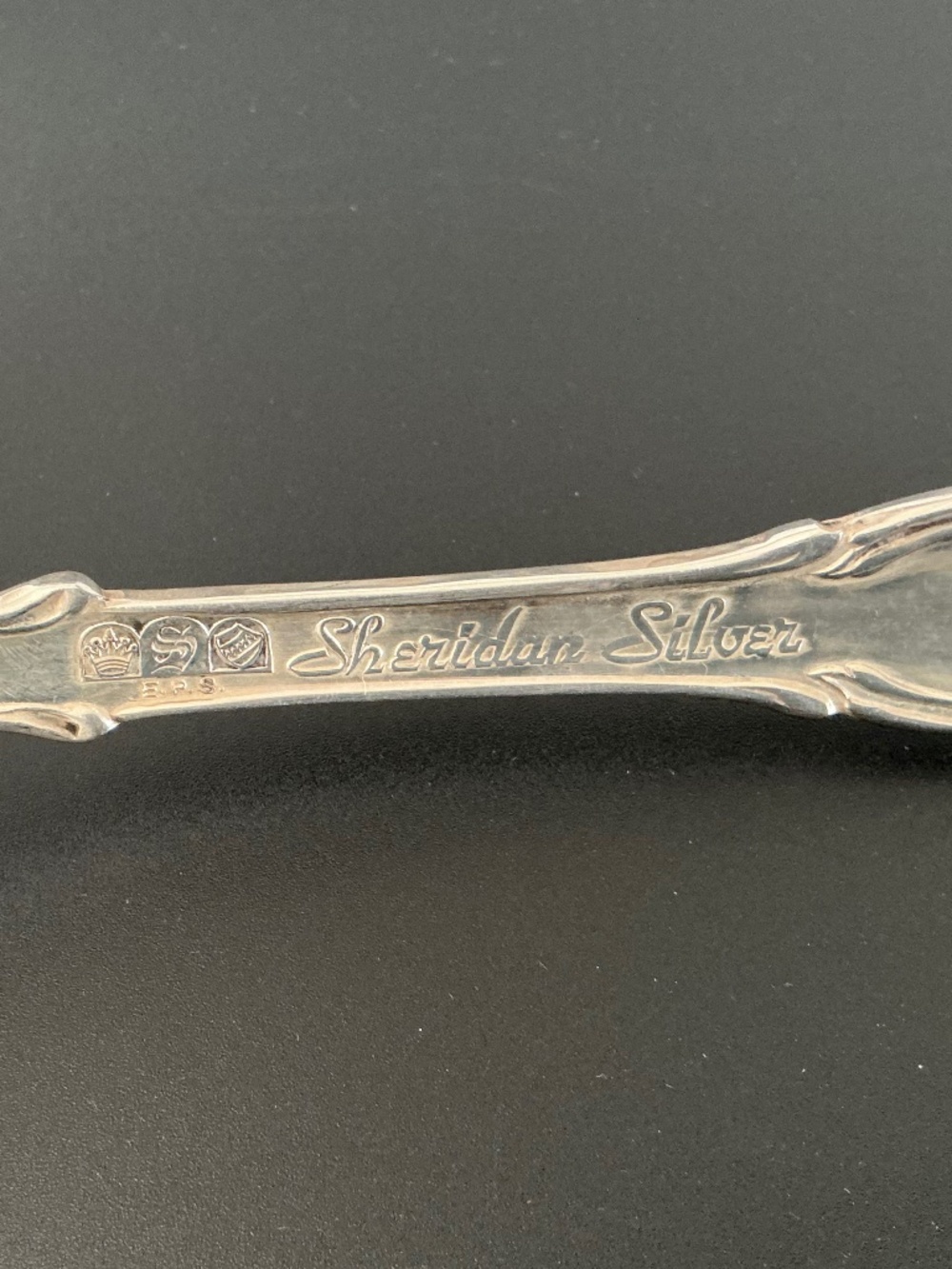 Vintage Sheridan Silver Co Ornate Silver Plated Large Buffet Serving Spoon - Picture 13 of 15
